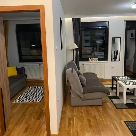 Apartment Family , Free Parking Nis